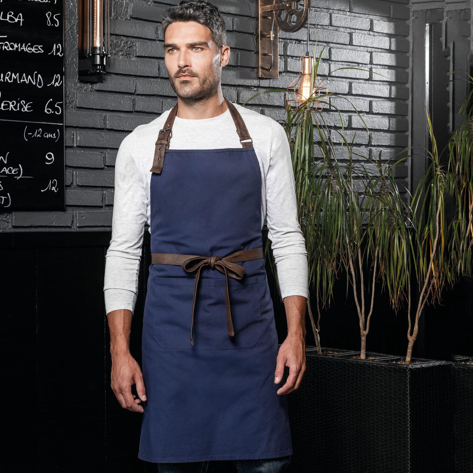 Tablier coton vintage brodé – Modèle K8003 personnalisé