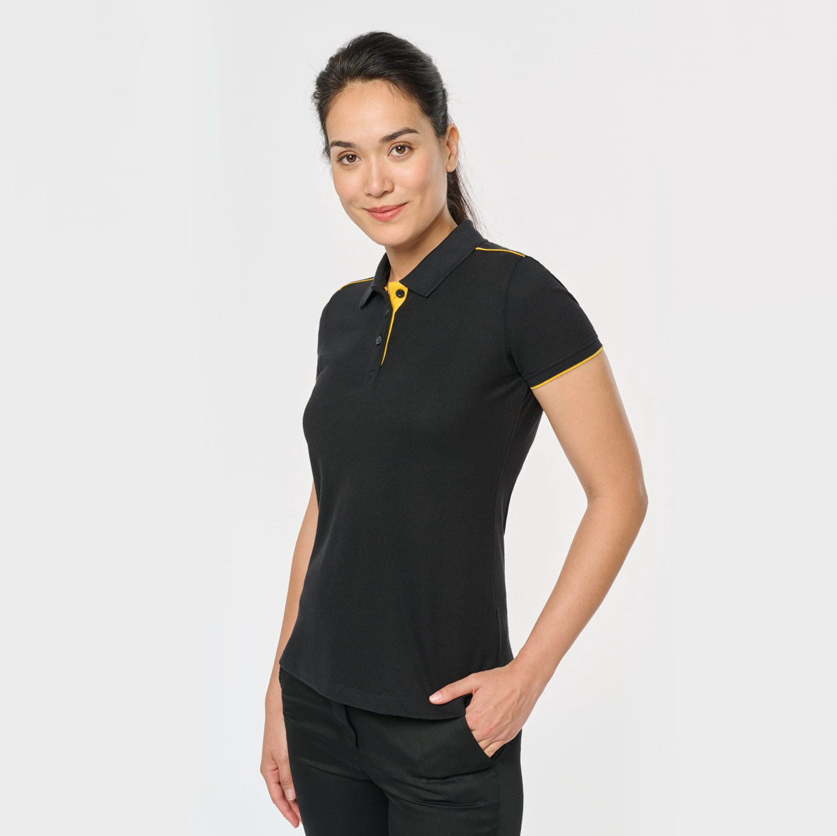 Polo femme noir et jaune à personnaliser en broderie - vêtement professionnel WK270