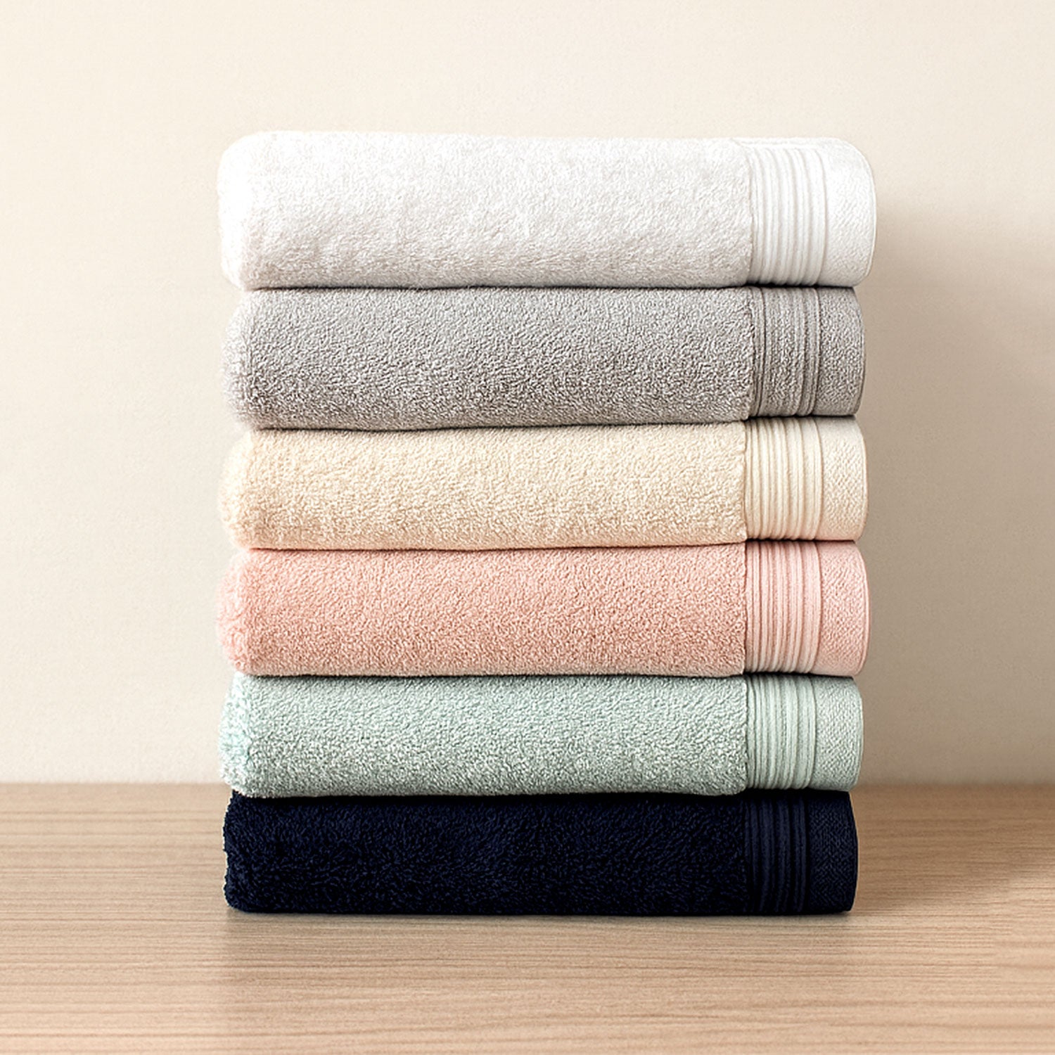 Lot de serviettes en coton à personnaliser avec prénom – différentes couleurs disponibles