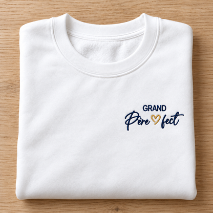 Sweat blanc brodé Grand-Père Perfect avec broderie personnalisée sur la poitrine