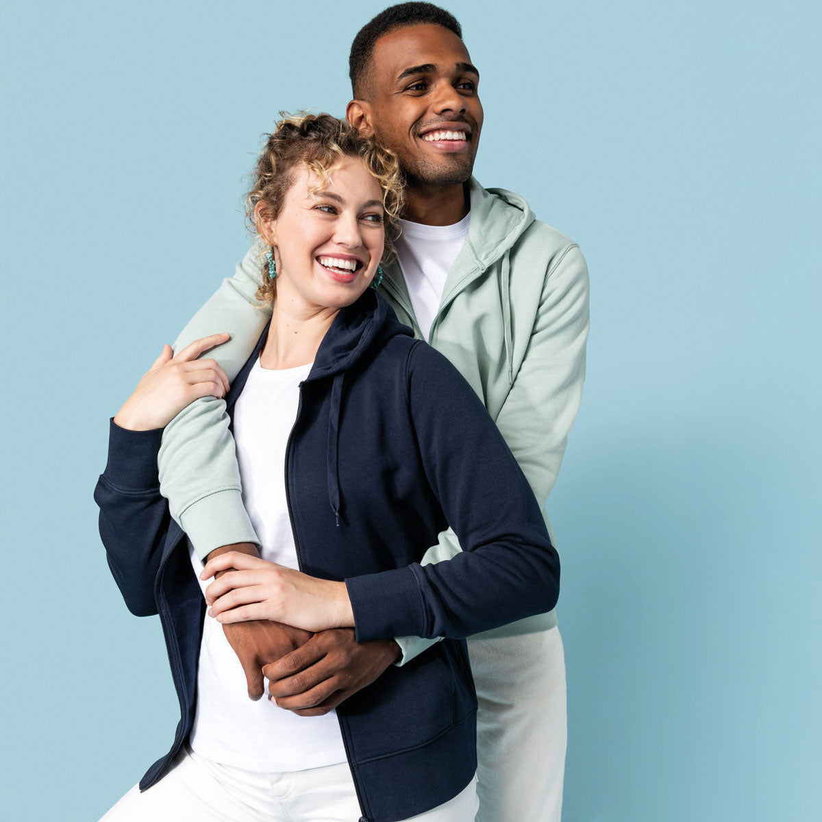 Sweats zippés personnalisables homme et femme – modèles Kariban K4030 à broder