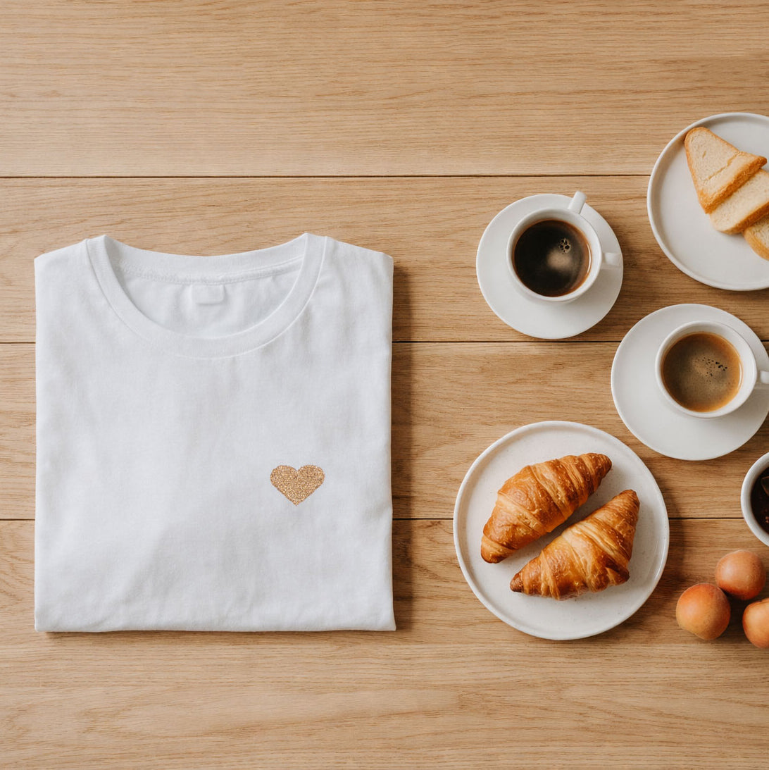 t-shirt blanc brodé coeur or idée cadeau saint valentin