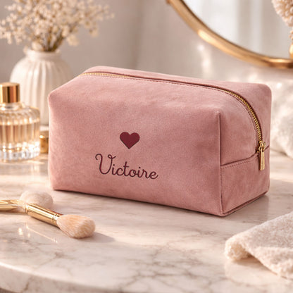 trousse velours personnalisée brodée prénom Victoire